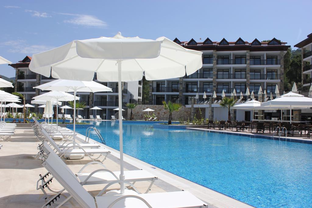 Ramada Resort by Wyndham Akbuk - All Inclusive Bagian luar foto