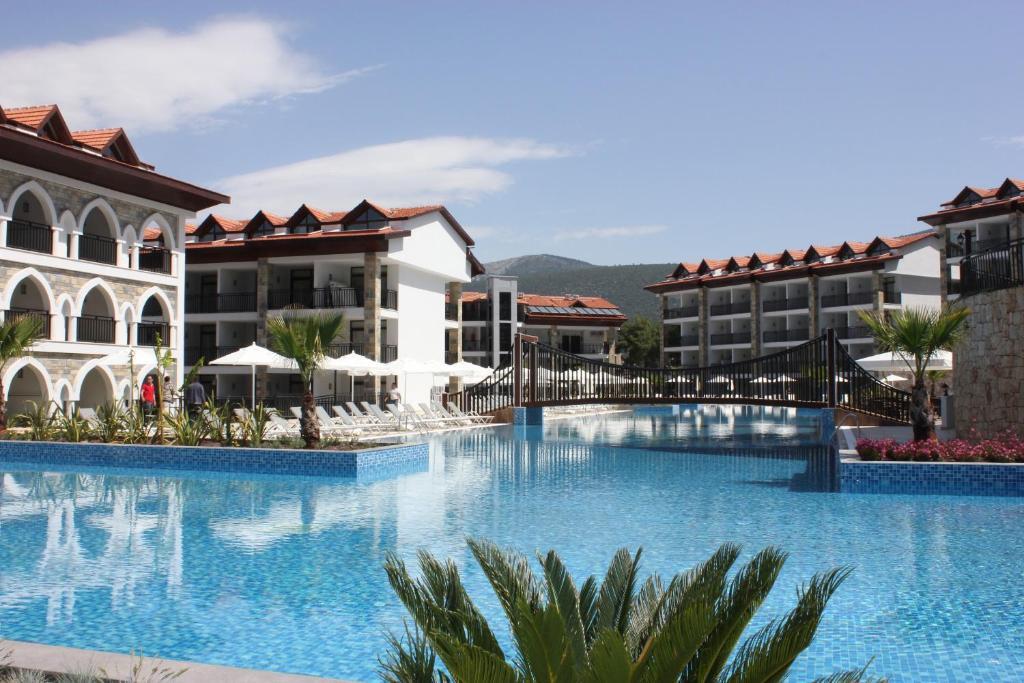 Ramada Resort by Wyndham Akbuk - All Inclusive Bagian luar foto